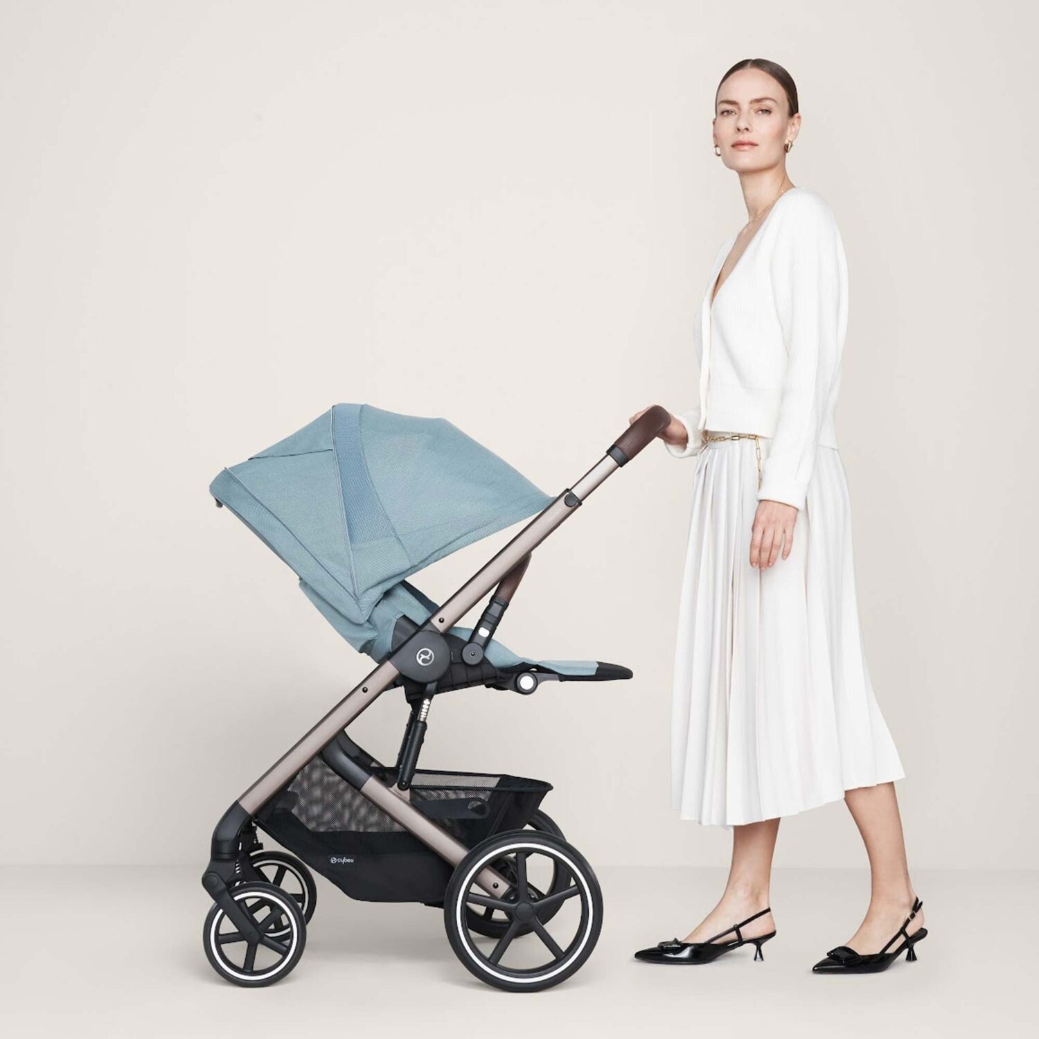 CYBEX Balios S Lux Stroller "MOON BLACK & BLACK FRAME" - Image 3